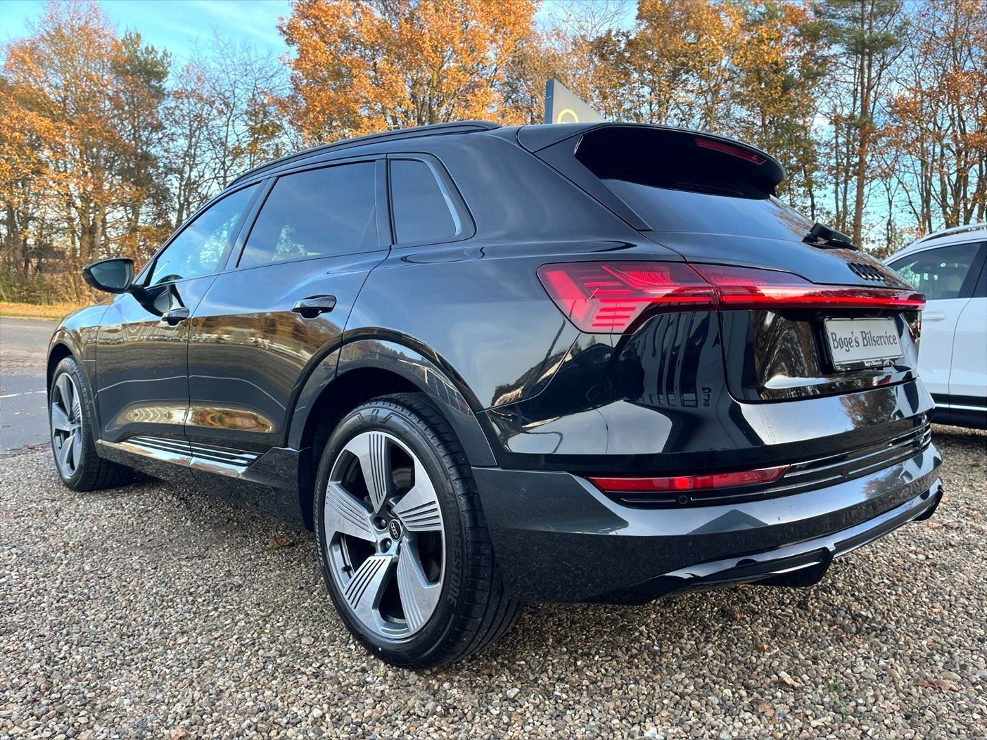 Audi e-tron S -line quattro