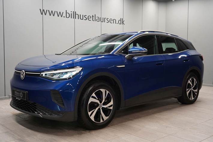Blå VW ID.4 fra 2023 set udefra