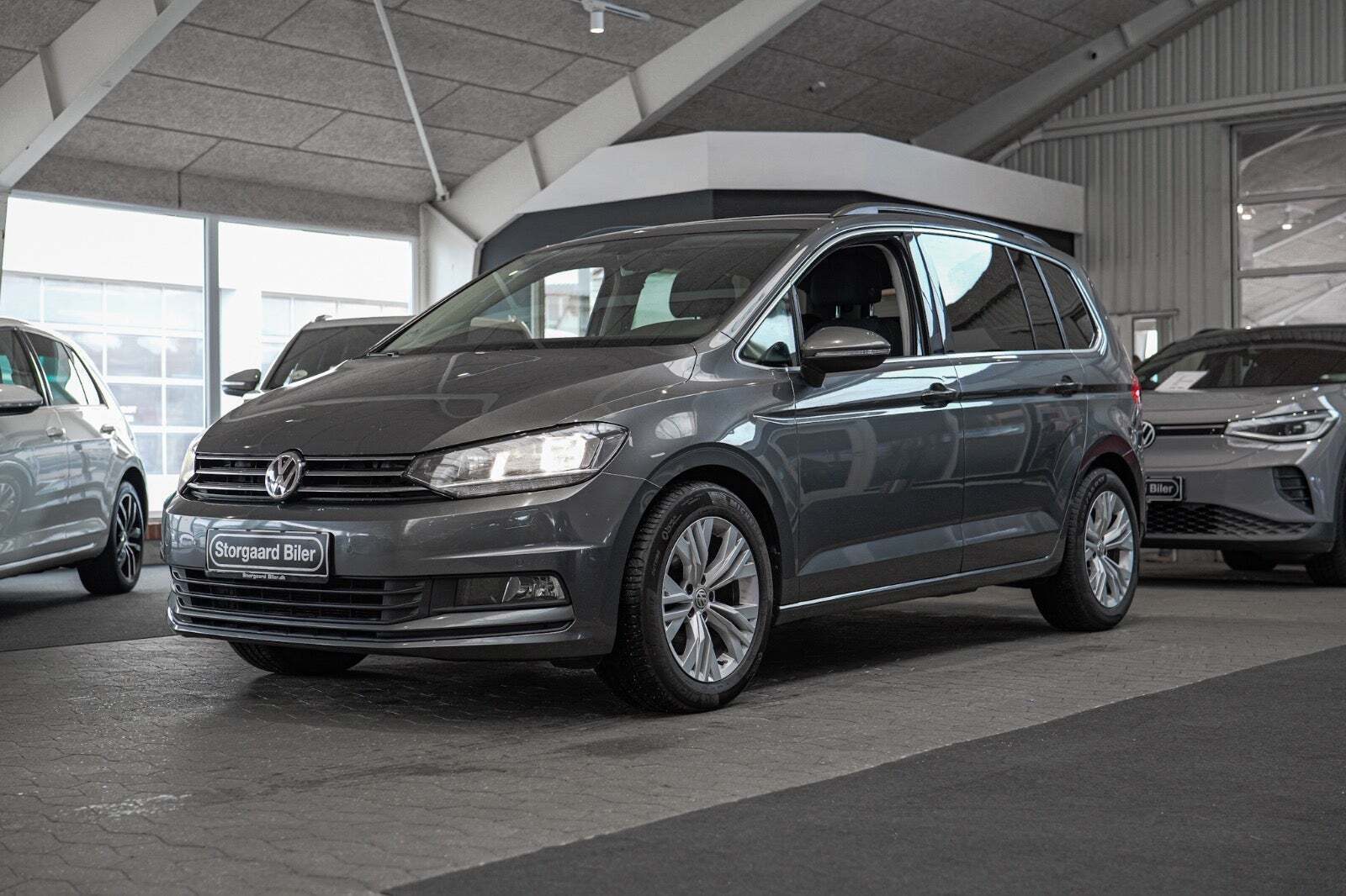 VW Touran 2,0 TDi 115 Comfortline DSG 7prs