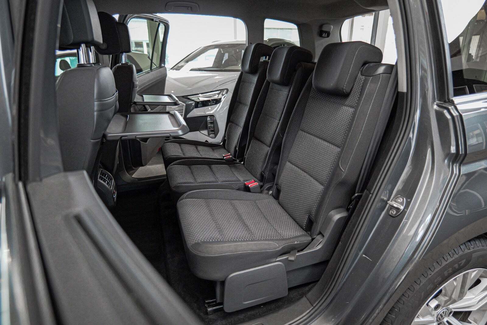 VW Touran 2,0 TDi 115 Comfortline DSG 7prs