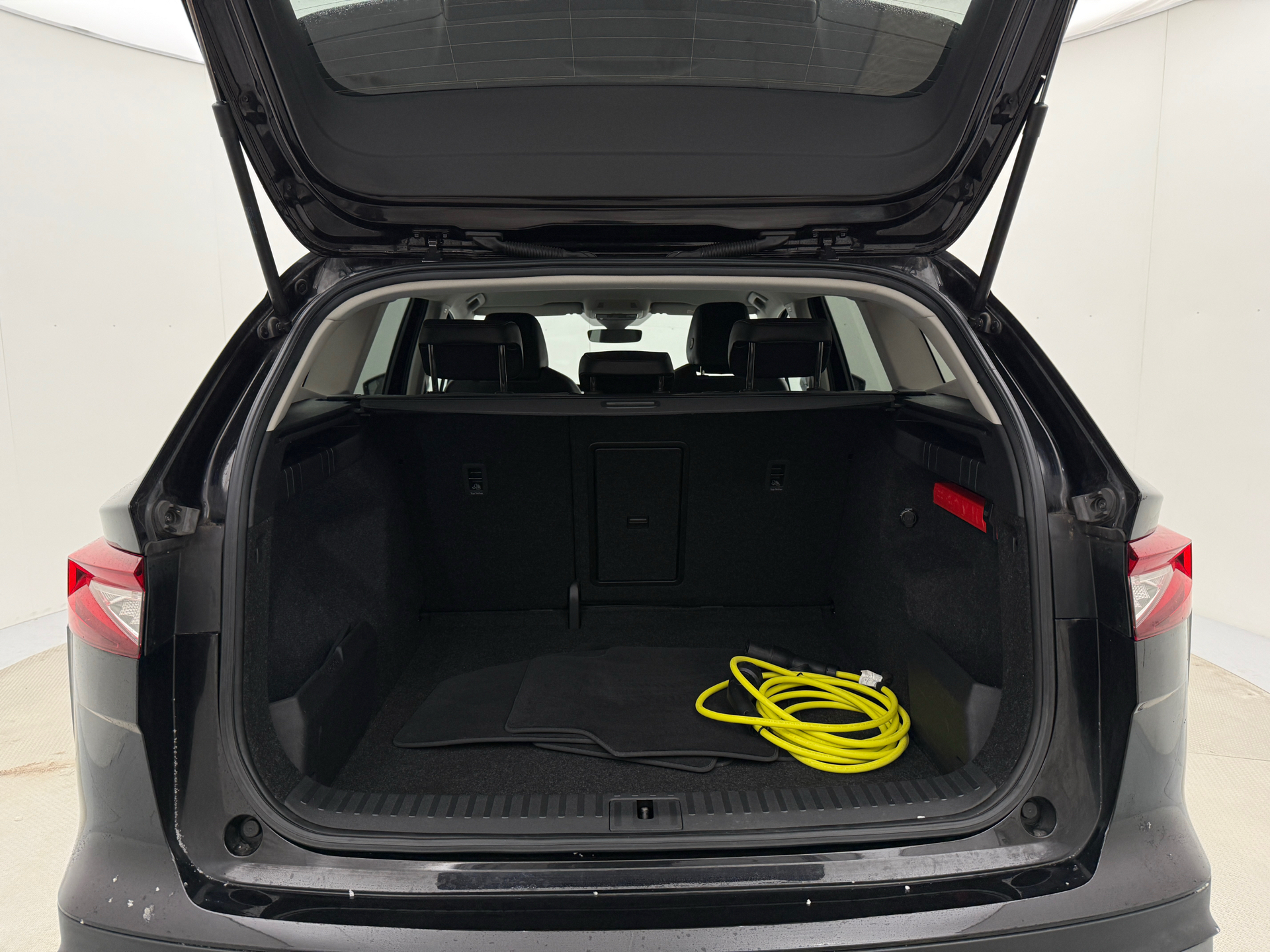 Sort Skoda Enyaq fra 2022