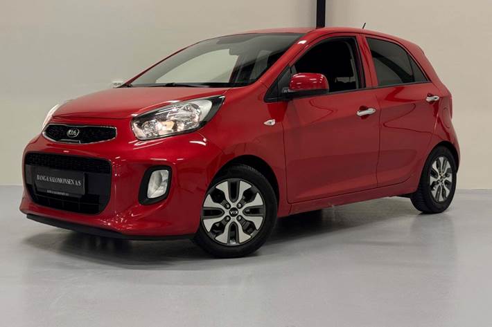 Rød Kia Picanto fra 2016 set udefra