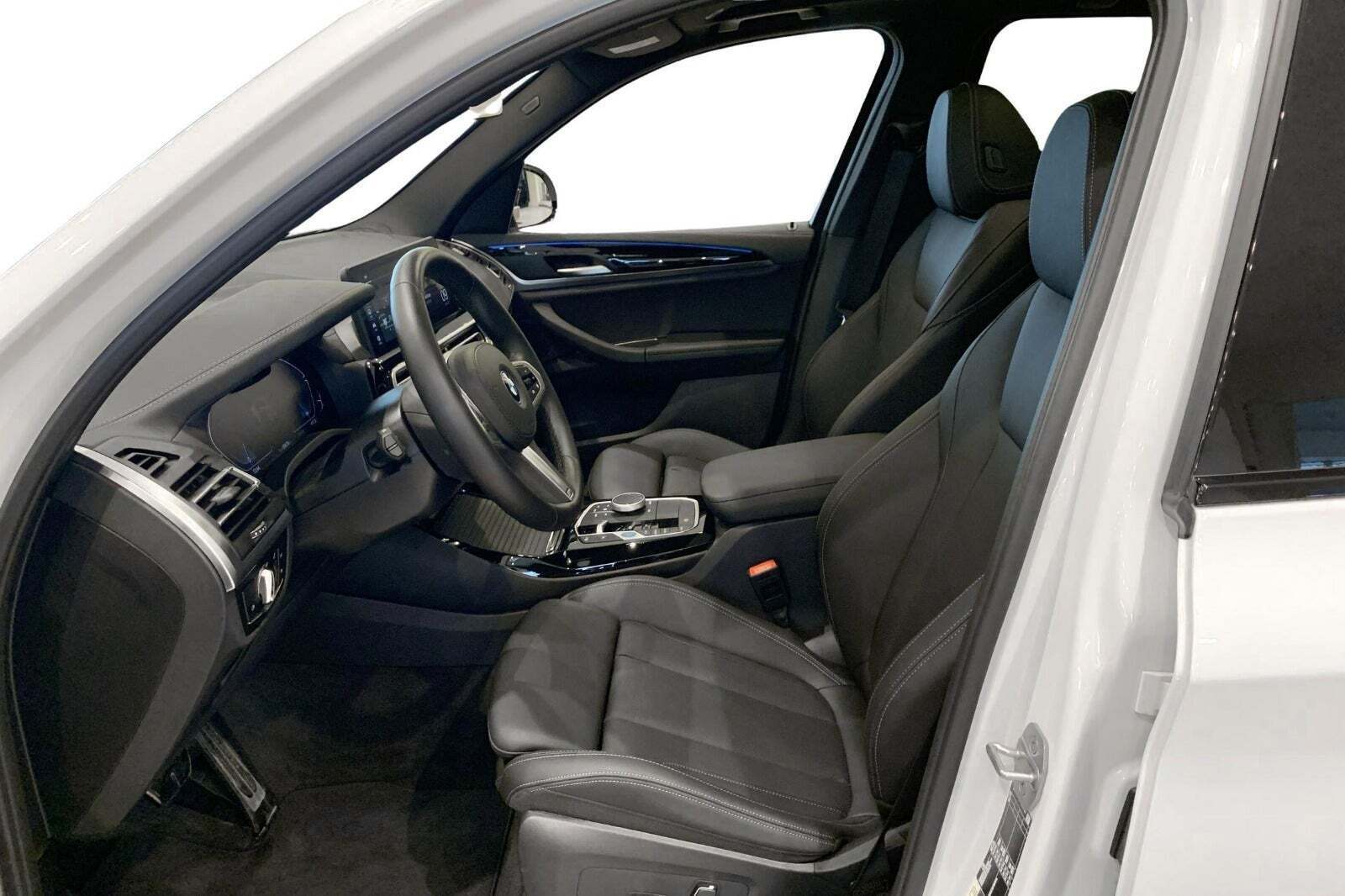 BMW iX3 Charged M-Sport