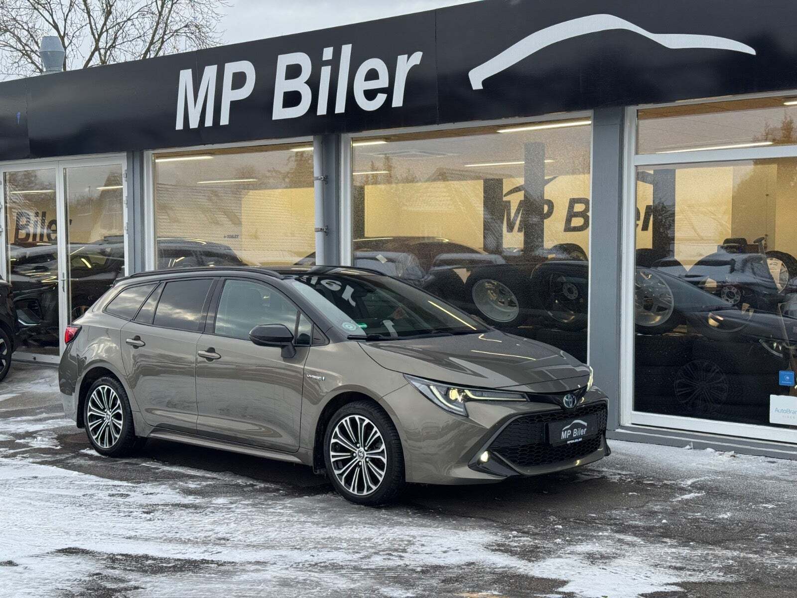 Toyota Corolla 1,8 Hybrid H3 Design Touring Sports MDS