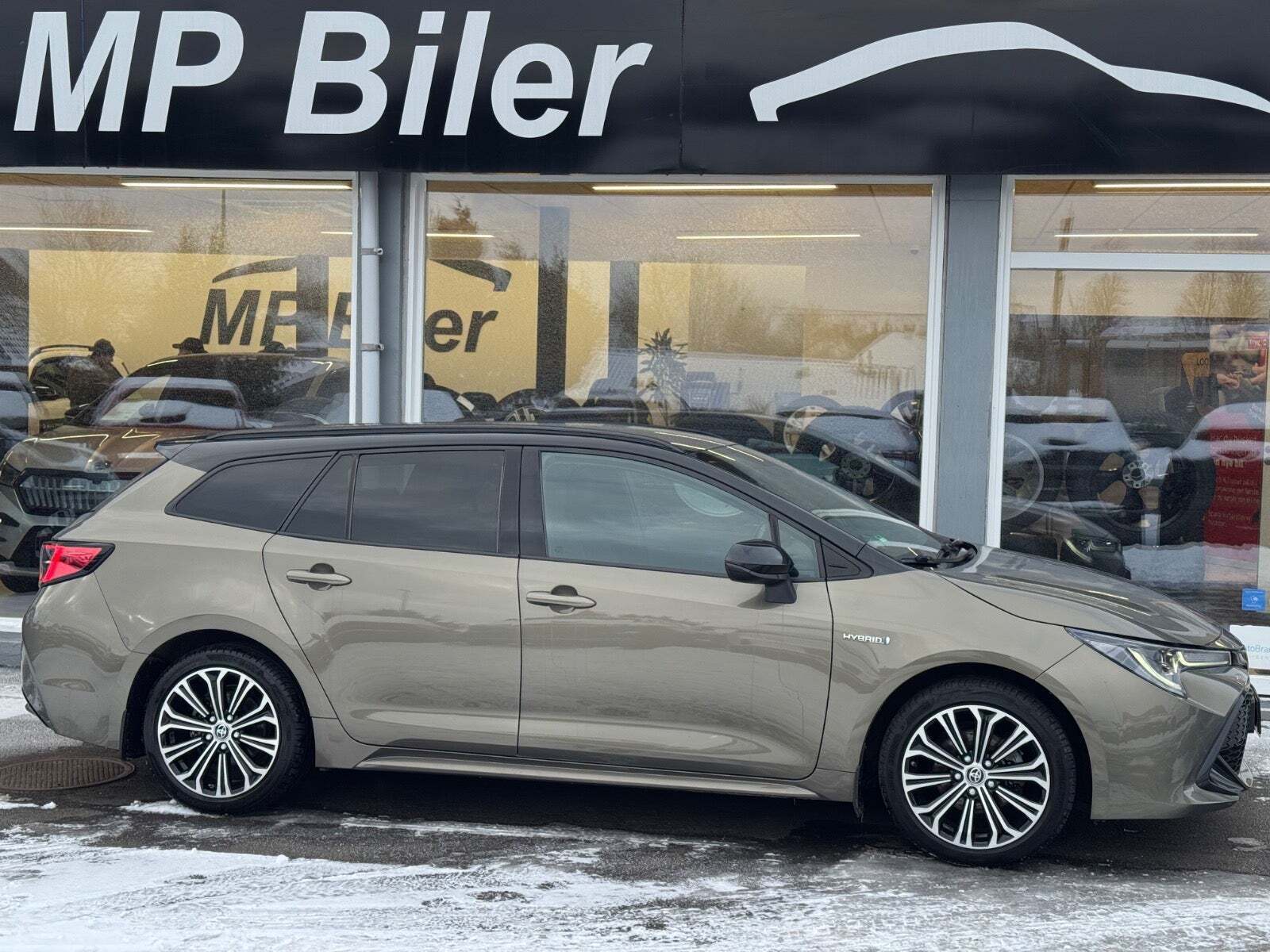 Toyota Corolla 1,8 Hybrid H3 Design Touring Sports MDS