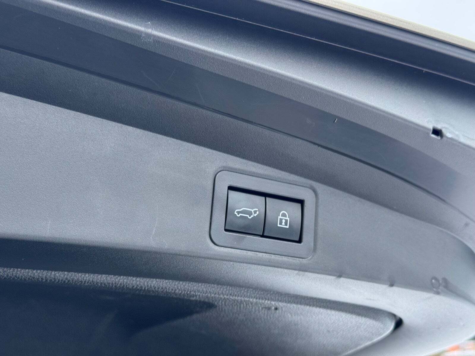 Brun Toyota Corolla fra 2021