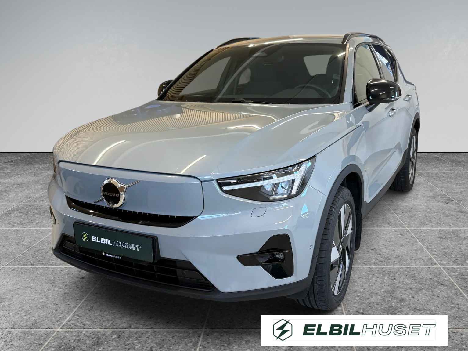 Volvo EX40 Extended Range Plus