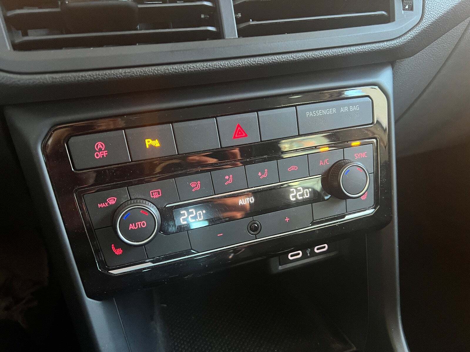 Hvid VW T-Cross fra 2021