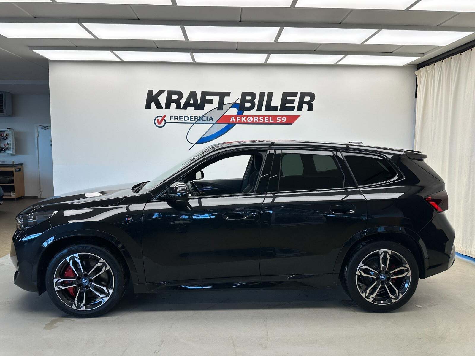 BMW iX1 eDrive20 M-Sport Pro