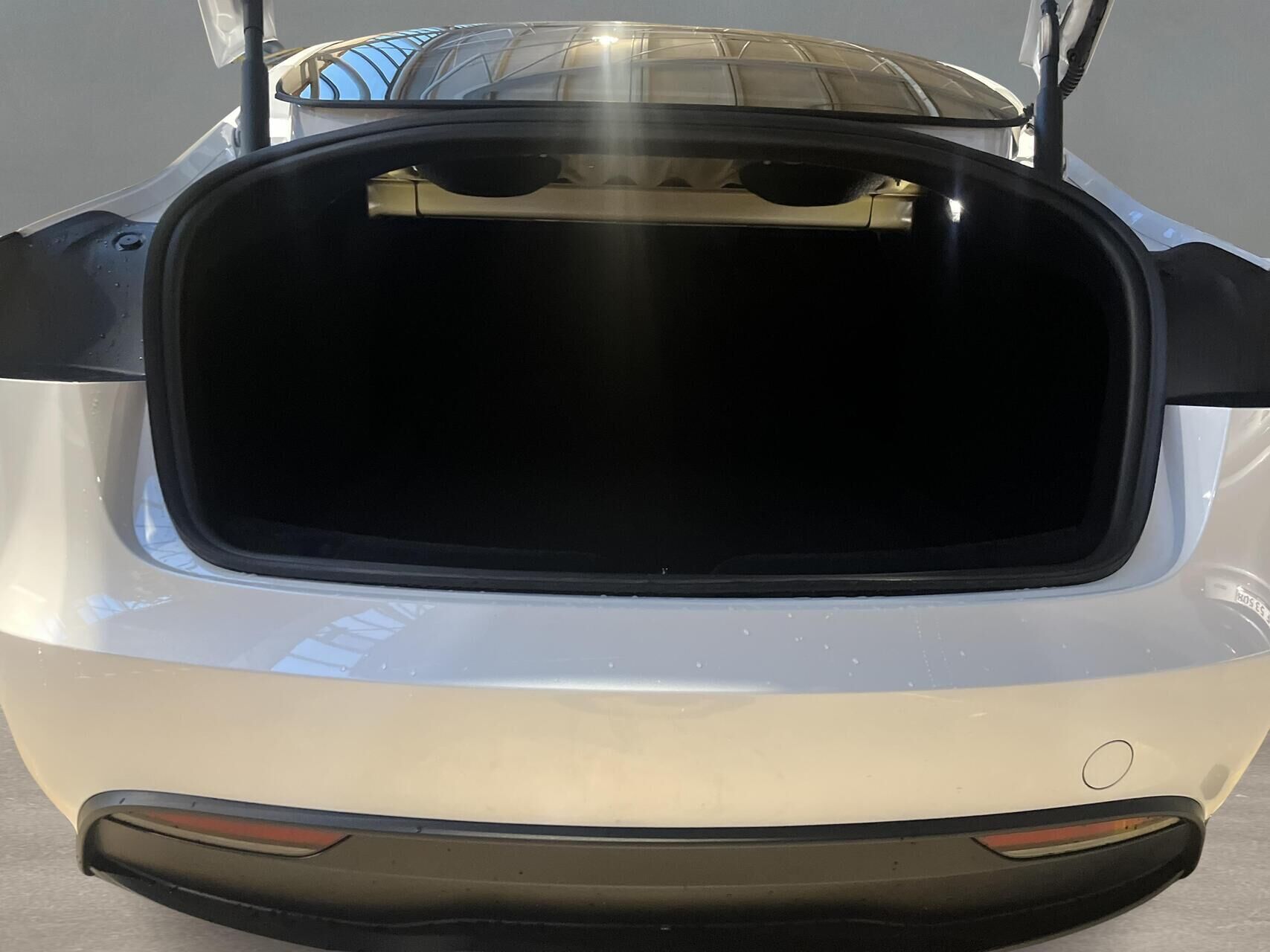 Tesla Model 3 EL Standard Range 283HK Aut.
