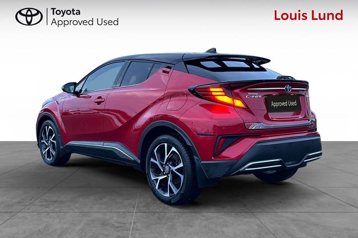 Rød Toyota C-HR fra 2020