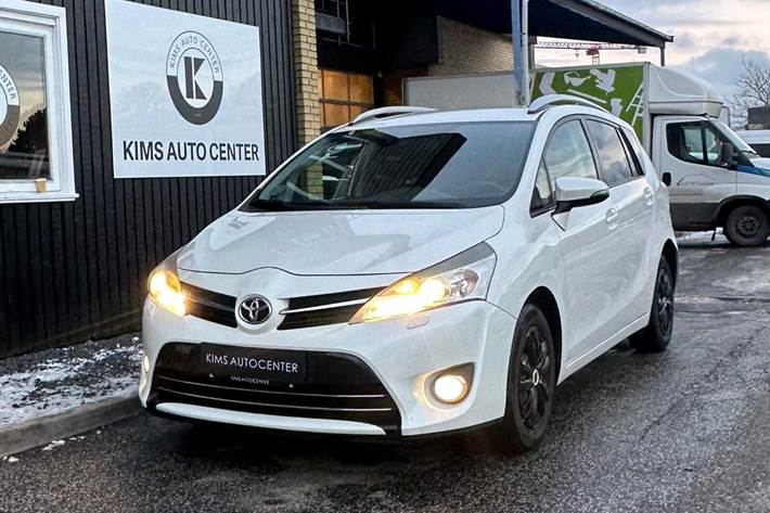 undefined Toyota Verso fra 2015 set udefra