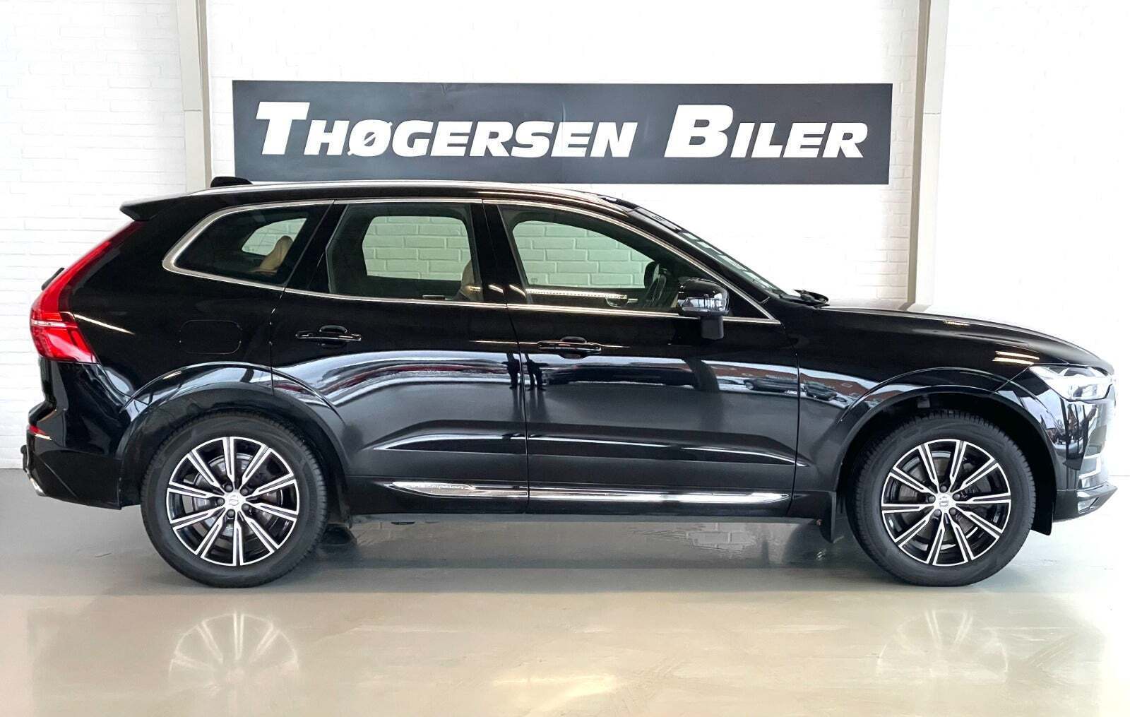 Sort Volvo XC60 fra 2019