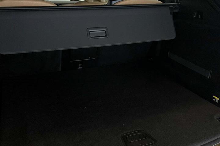 Sort Volvo XC60 fra 2019