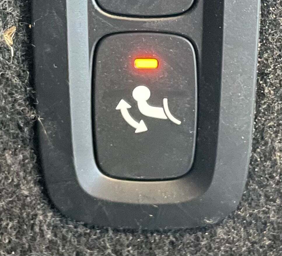 Sort Volvo XC60 fra 2019