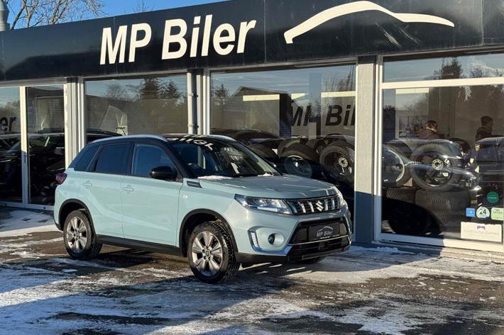 Turquoise Suzuki Vitara fra 2021