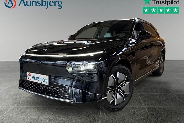 Sort Xpeng G9 fra 2024