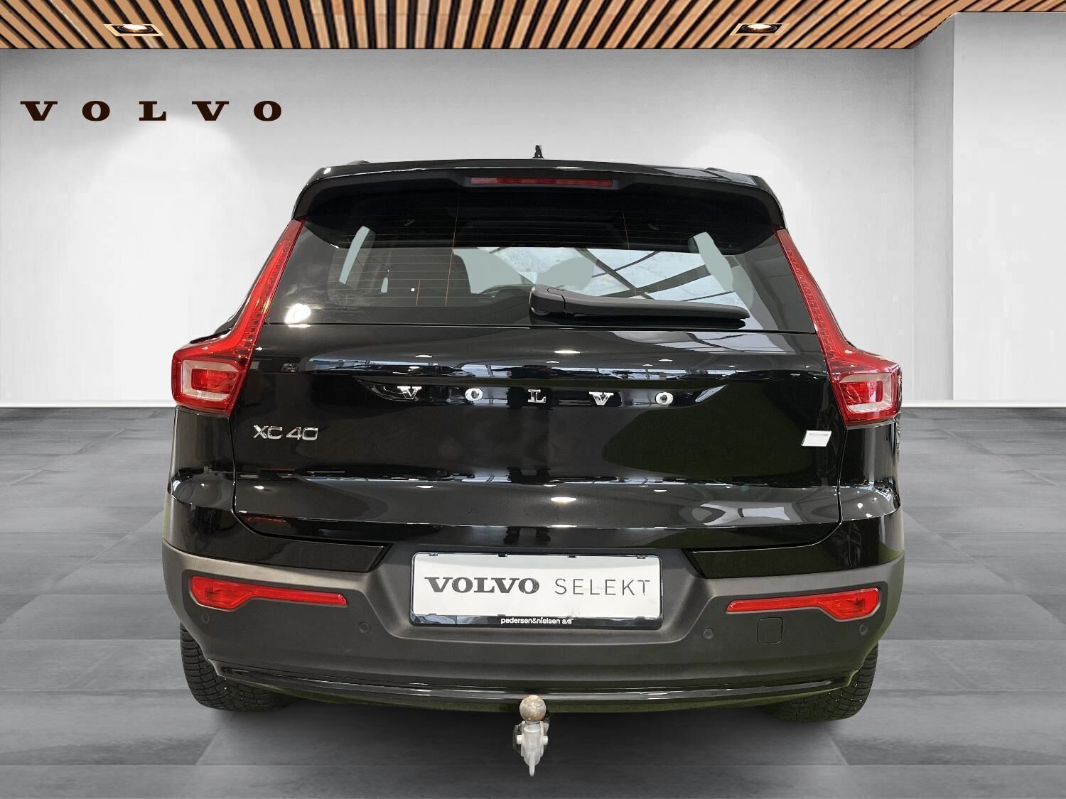 Volvo XC40 Recharge Extended Range Ultimate 252HK 5d Aut.