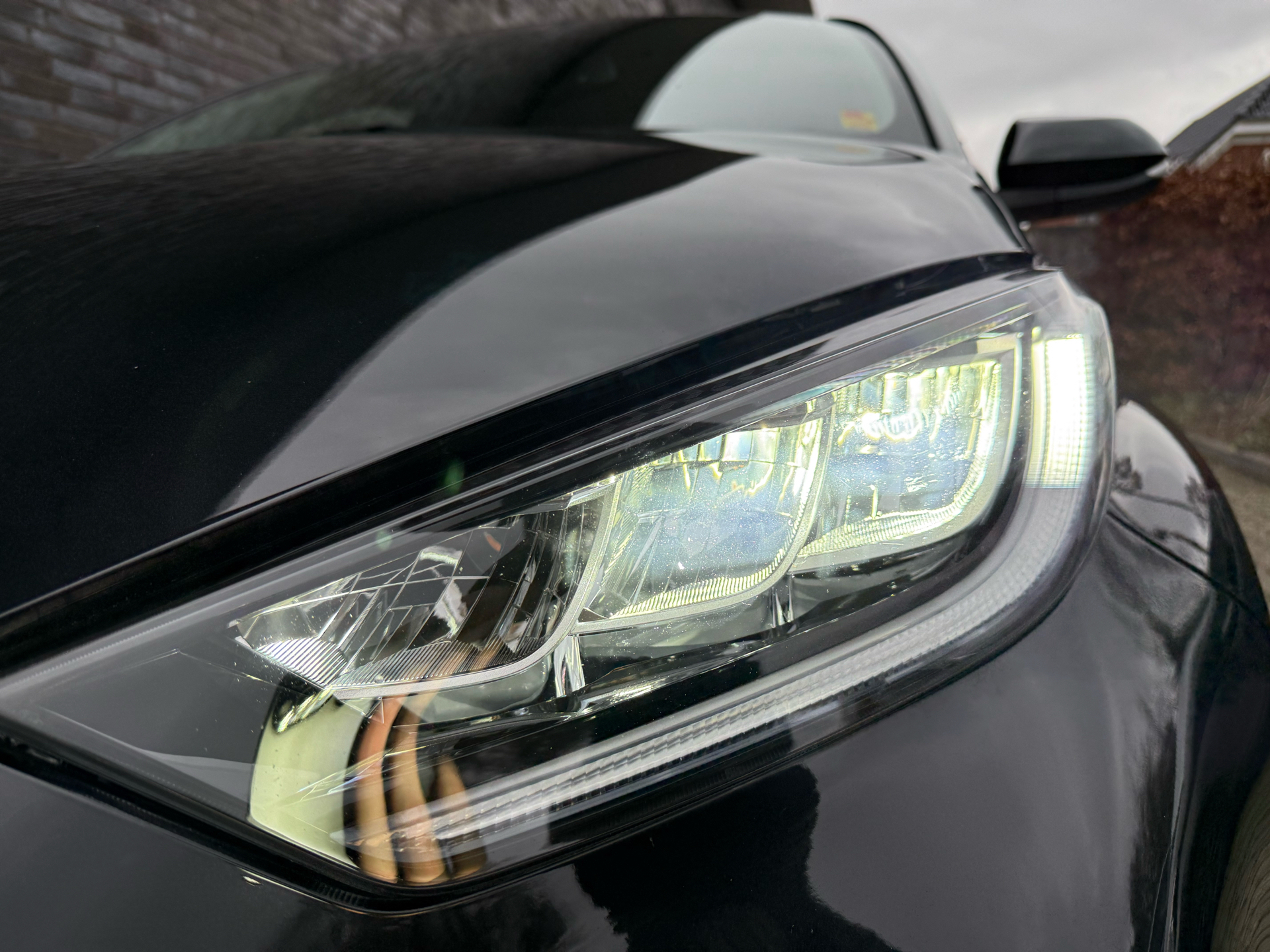 Sort Toyota Yaris fra 2021