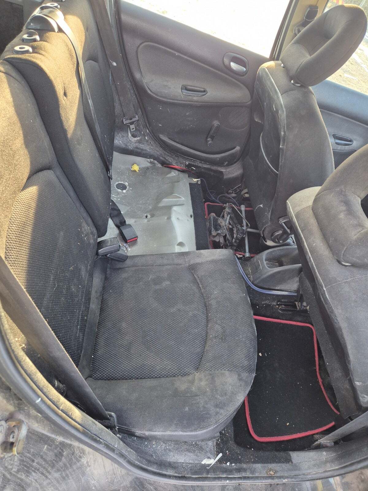 Sort Peugeot 206 fra 2006