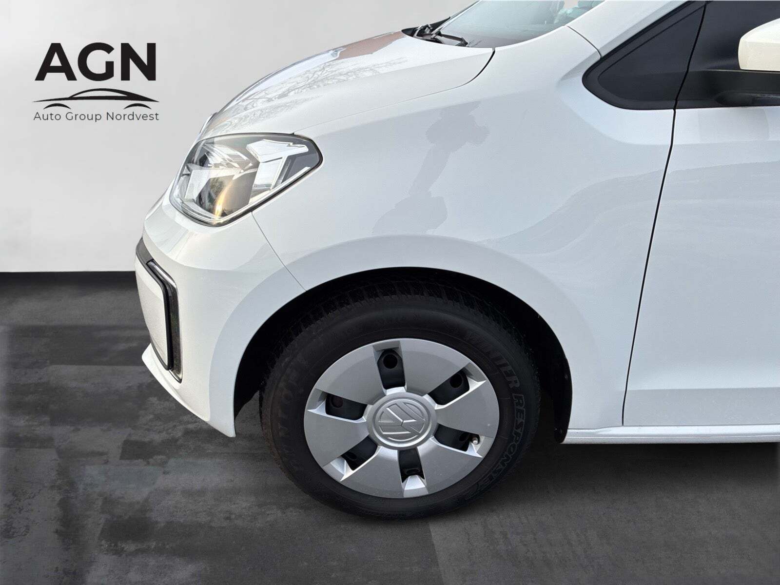 Hvid VW E-UP! fra 2021