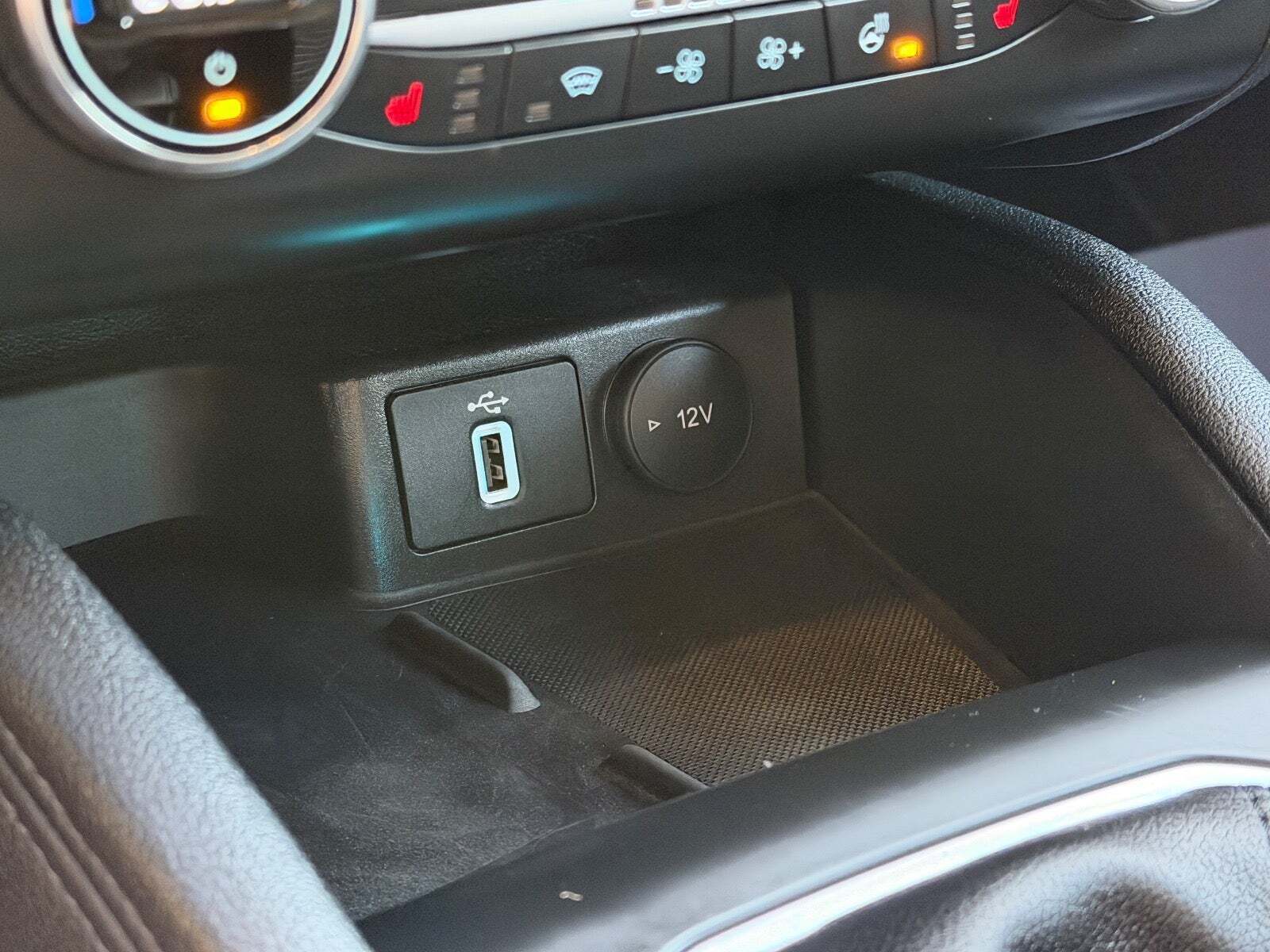 Sølv Ford Focus fra 2021