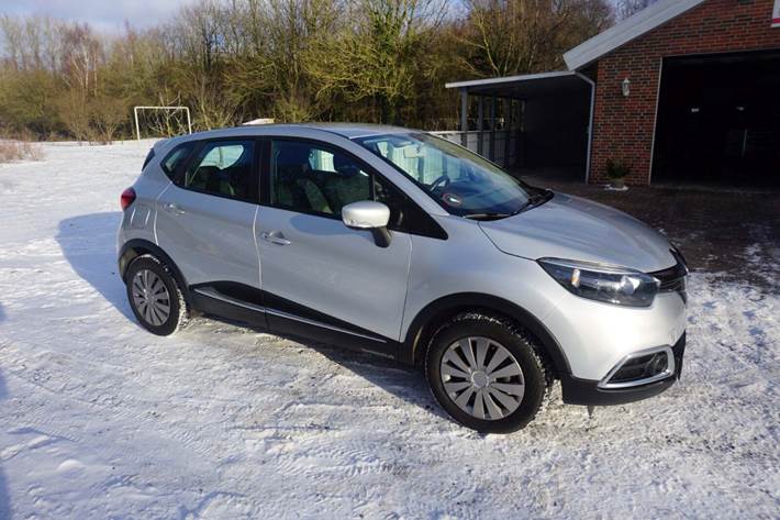 Sølv Renault Captur fra 2014