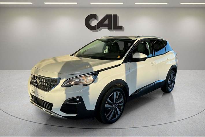Hvid Peugeot 3008 fra 2018 set udefra