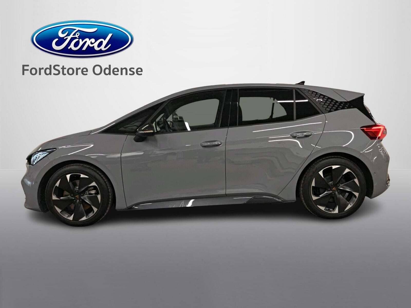 Cupra Born 59 e-Boost