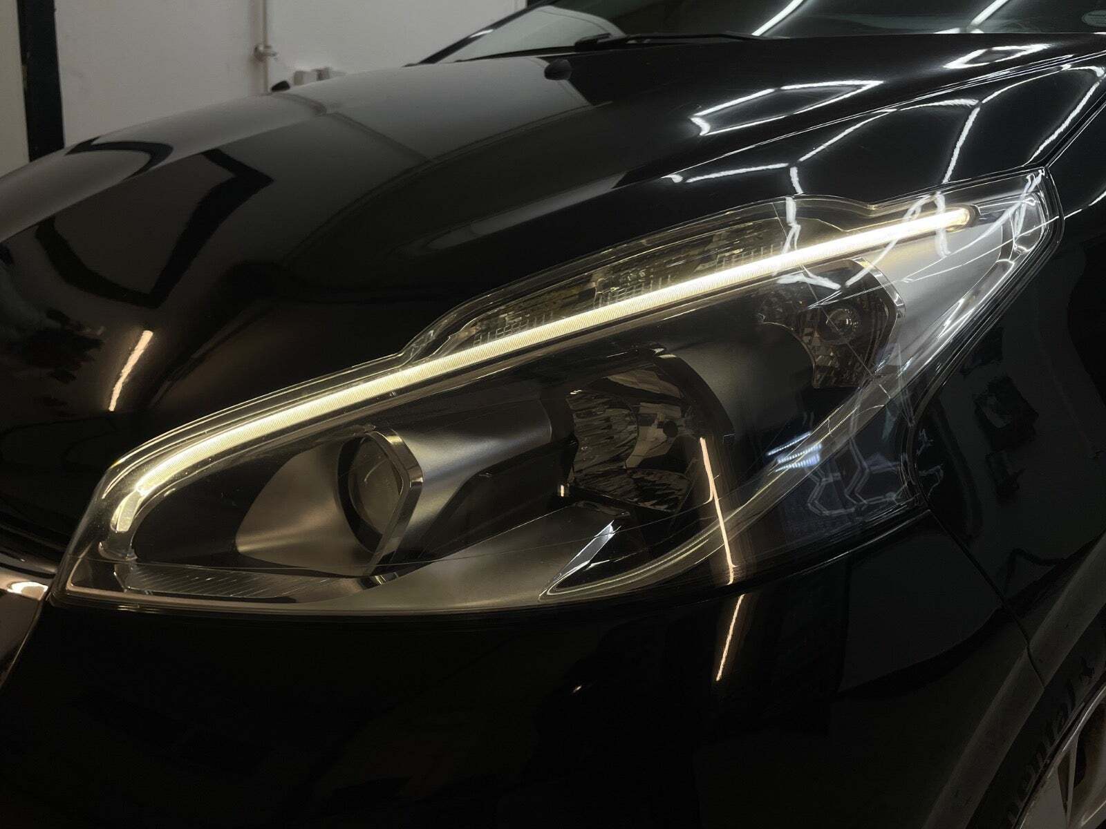 Peugeot 208 1,6 BlueHDi 100 Envy