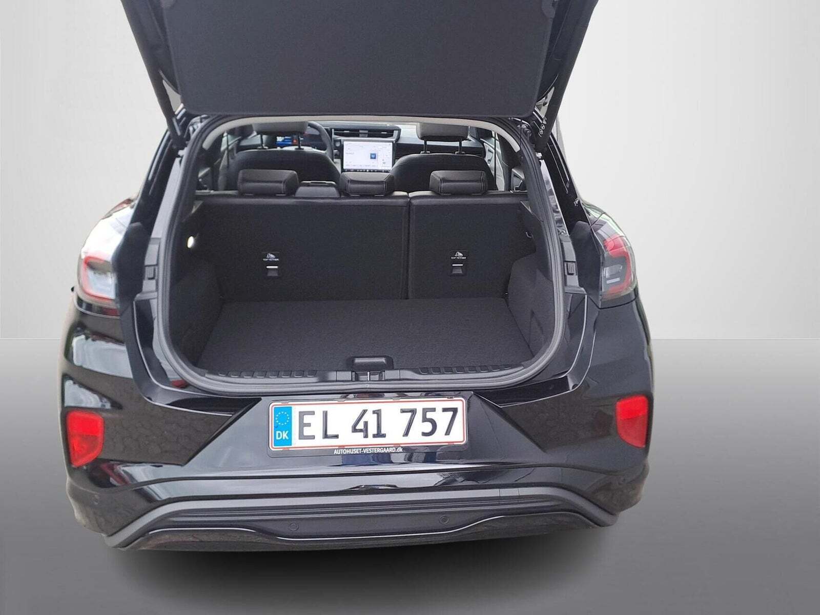 Sort Ford Puma fra 2025