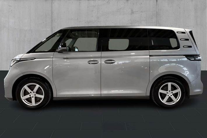 Grå VW ID.Buzz fra 2023