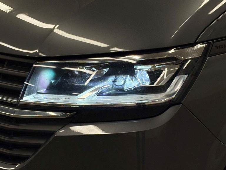 VW Transporter 2,0 TDi 204 Kassevogn DSG lang