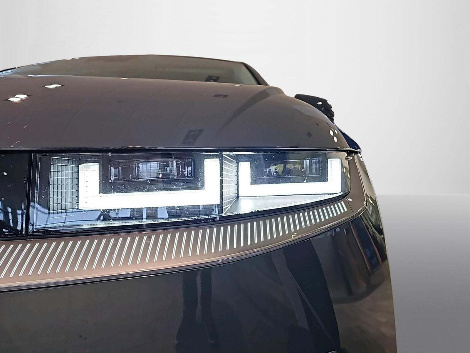 Grøn Hyundai Ioniq 5 fra 2025