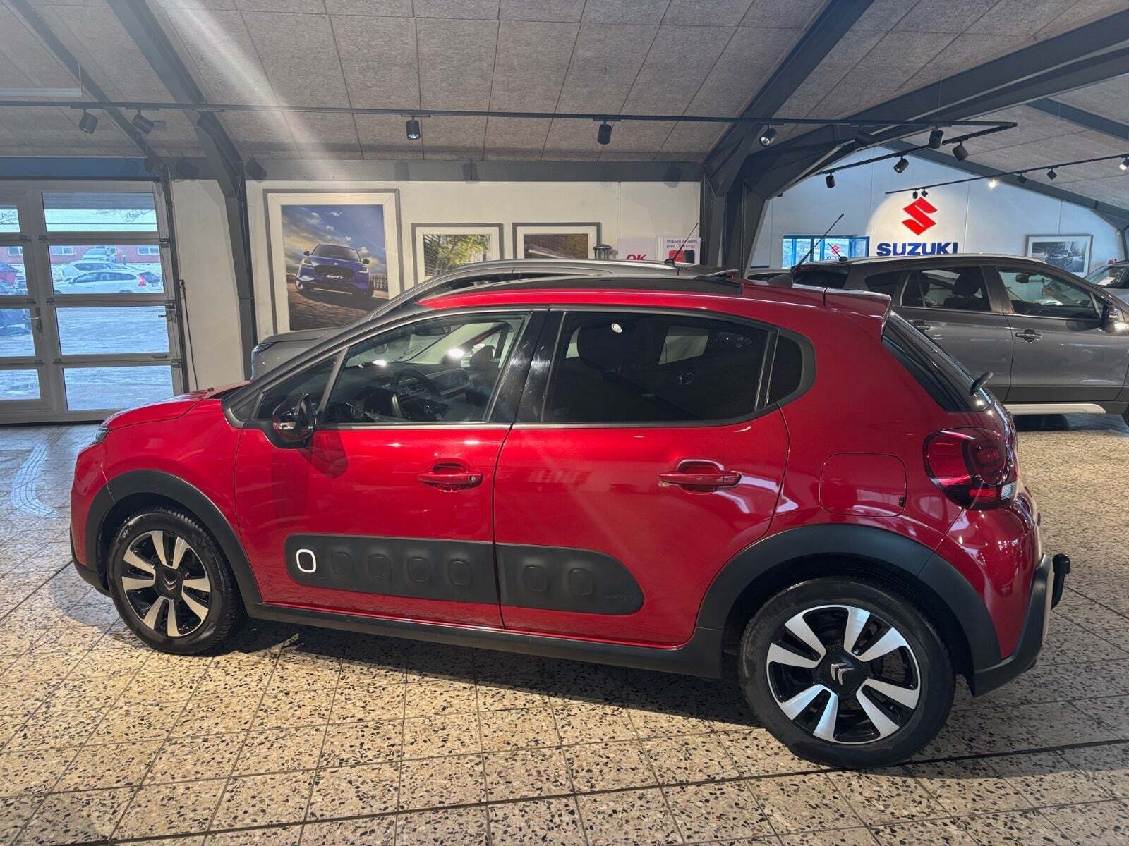 Rød Citroën C3 fra 2019