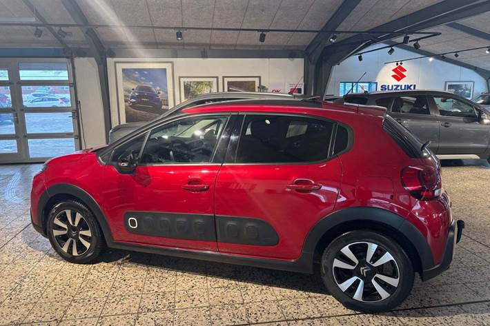 Rød Citroën C3 fra 2019