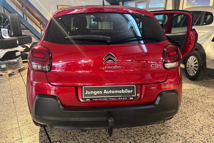 Rød Citroën C3 fra 2019