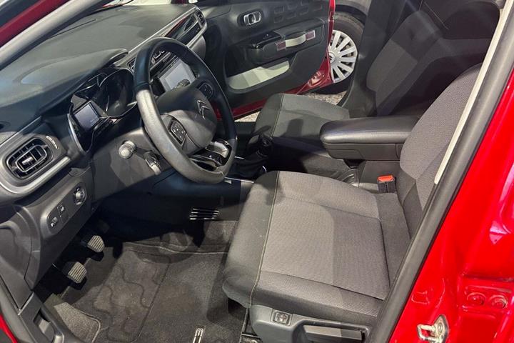 Rød Citroën C3 fra 2019