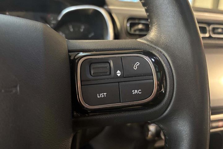 Rød Citroën C3 fra 2019
