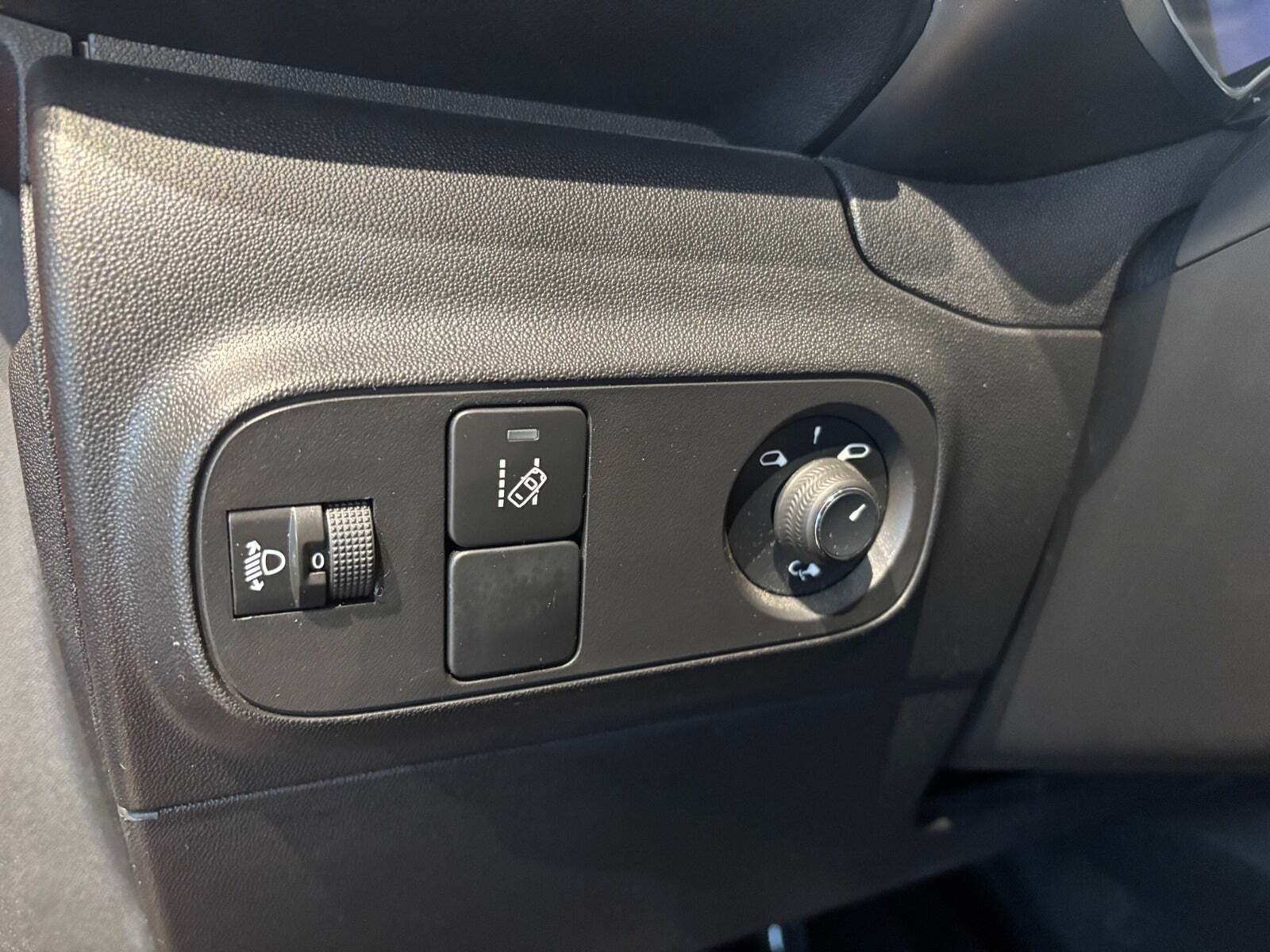 Rød Citroën C3 fra 2019