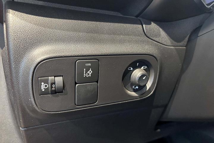 Rød Citroën C3 fra 2019