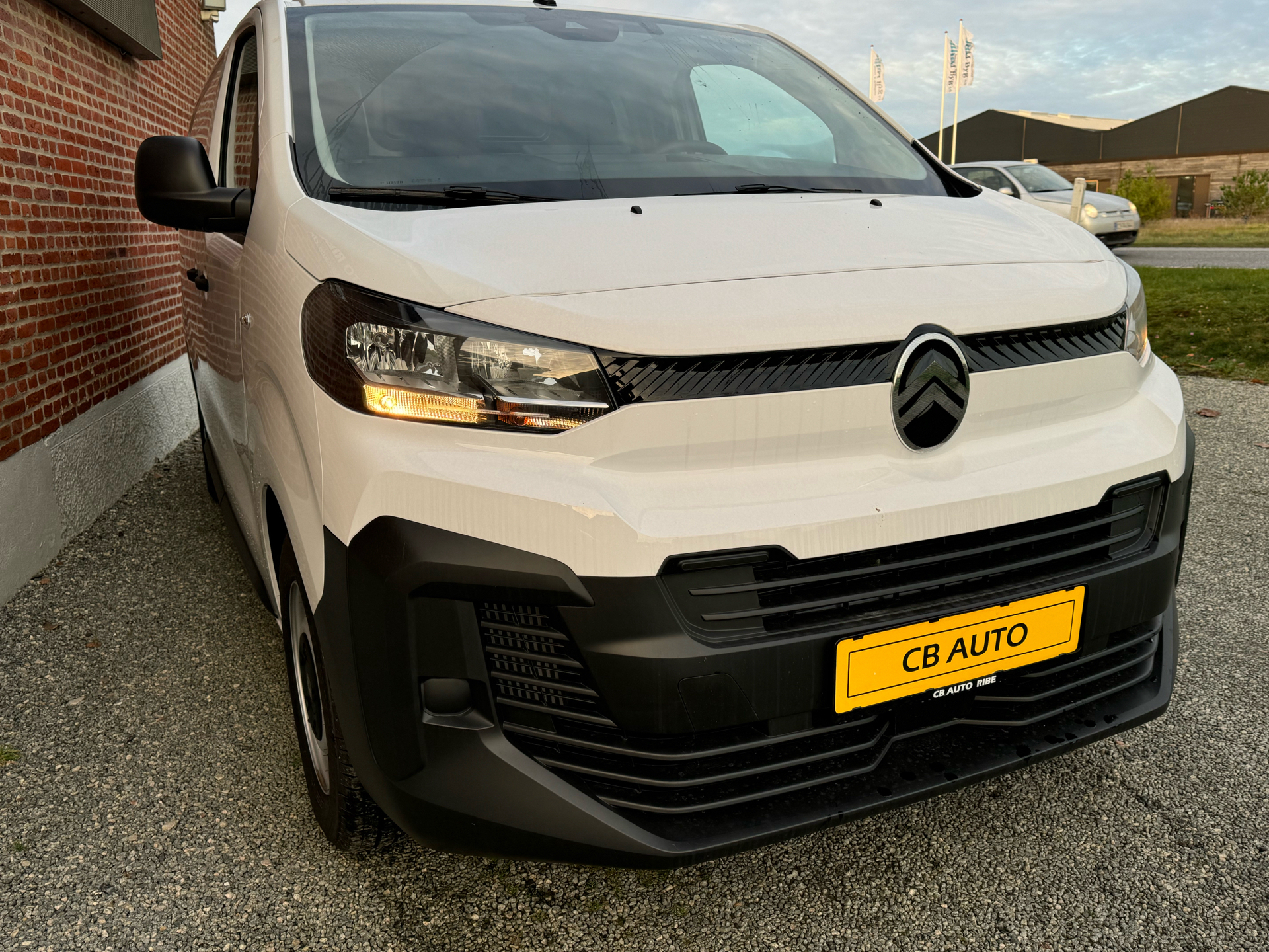 Hvid Citroën Jumpy fra 2025