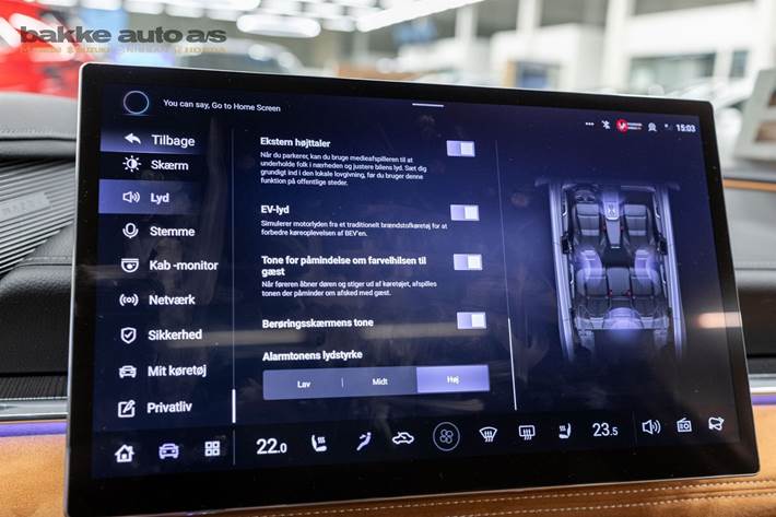 undefined Mazda 6e fra 2025