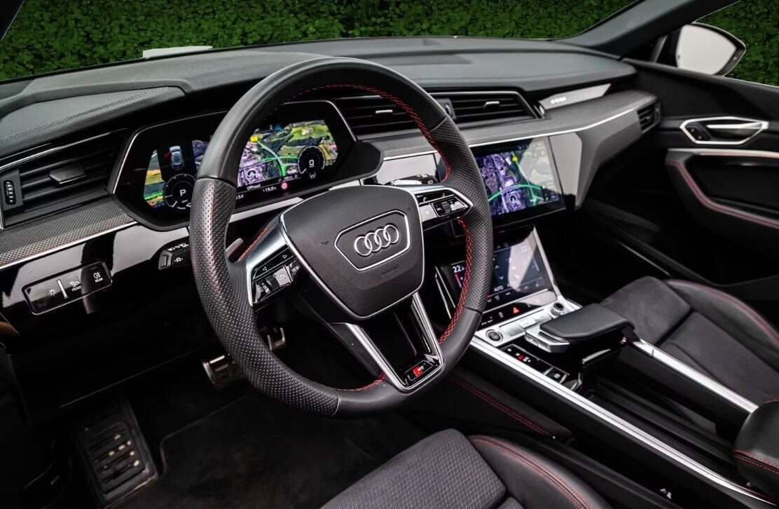 Audi Q8 e-tron 55 S-line quattro