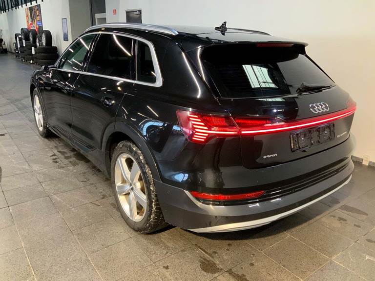 Audi e-tron 55 quattro