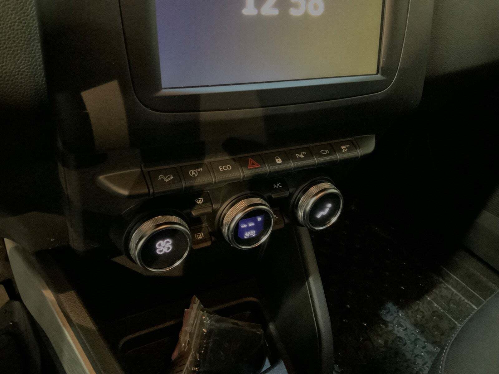 Sort Dacia Duster fra 2021