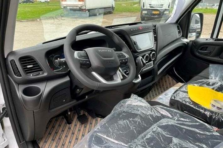 Hvid Iveco Daily fra 2026