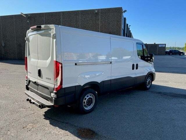 Hvid Iveco Daily fra 2026