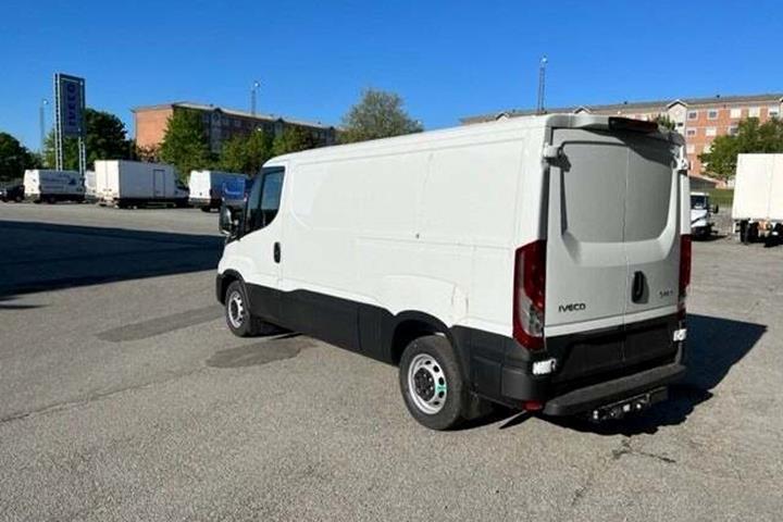 Hvid Iveco Daily fra 2026