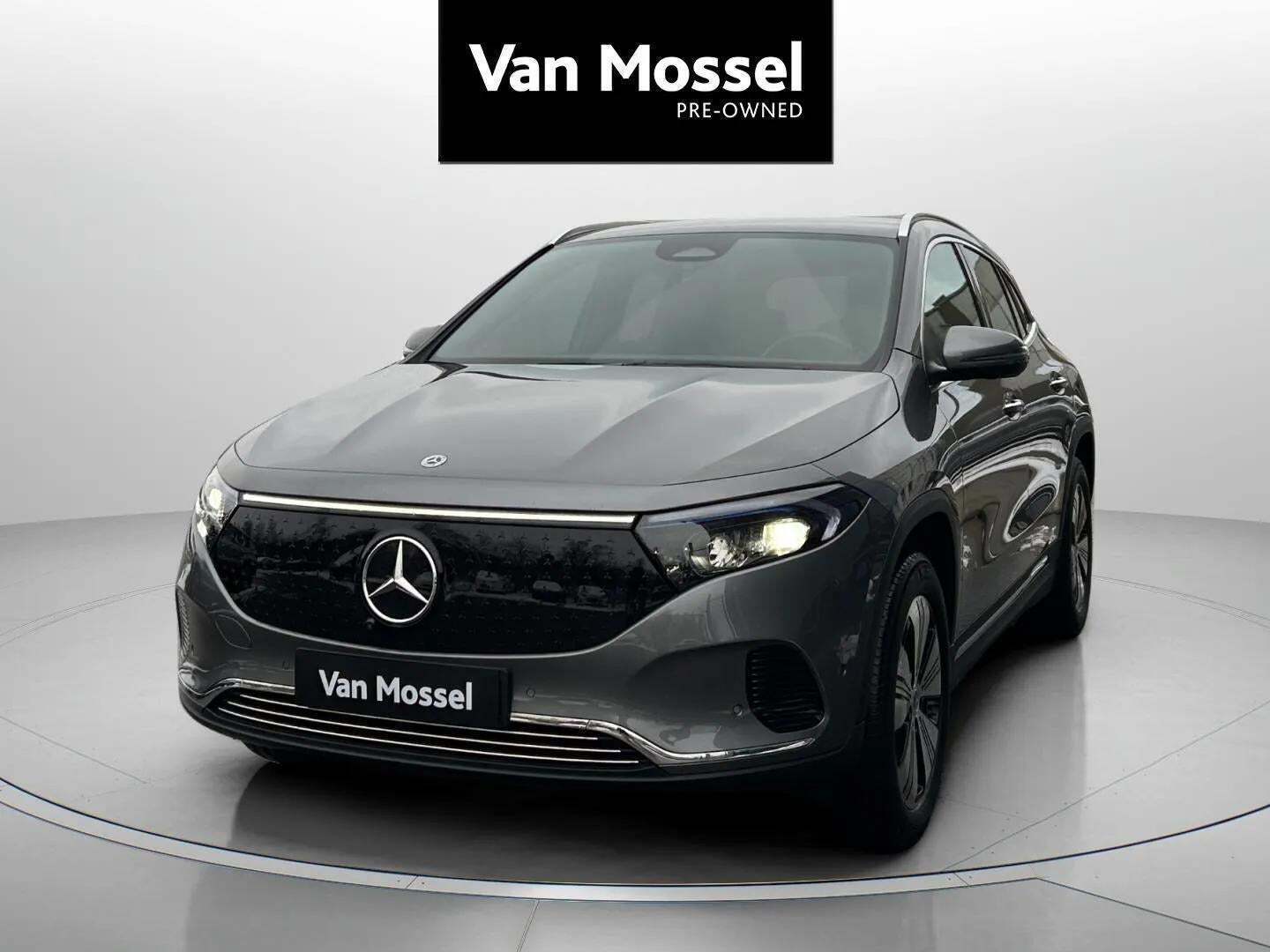 Grå Mercedes EQA250 fra 2024